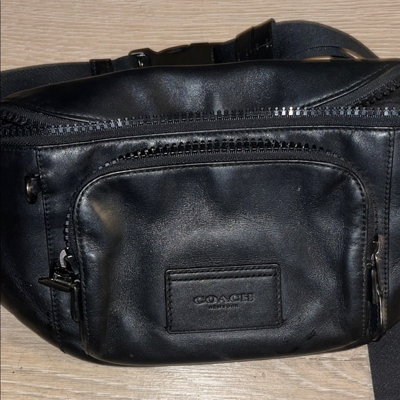 Coach Dark Leather Fanny Belt Bag UNISEX!!! Excellent condition worn twice! - Picture 3 of 4